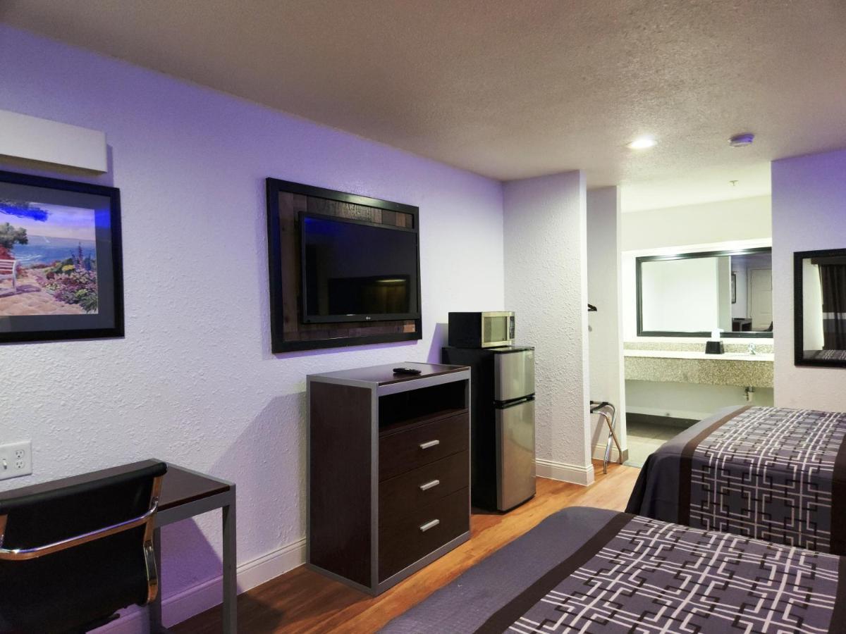 Express Inn Tomball Exterior foto
